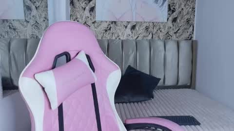 Snapshot of alissa_grace chatting on September 2025 01:11:01 PM Alison online show from September 2025 01:11:01 PM