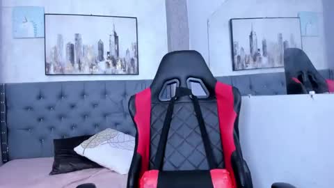 Snapshot of alissa_grace chatting on October 2025 09:13:02 PM Alison online show from October 2025 09:13:02 PM