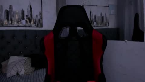 Snapshot of alissa_grace chatting on October 2025 12:10:02 AM Alison online show from October 2025 12:10:02 AM