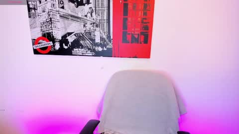 alissa_smith_ online show from May 2026 02:02:01 PM