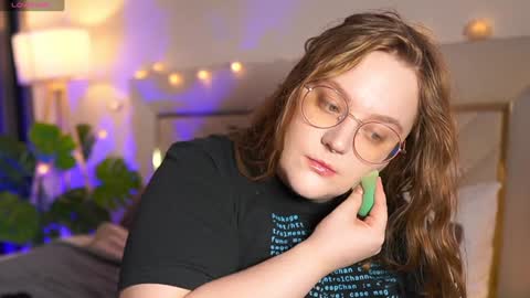 Snapshot of alissa_styles chatting on December 2024 12:44:01 PM Alissa online show from December 2024 12:44:01 PM