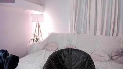 Snapshot of alissa_styles chatting on April 2026 12:21:01 PM Alissa online show from April 2026 12:21:01 PM