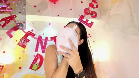 Alissa online show from February 2025 08:40:01 AM