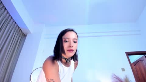 Snapshot of alissanix chatting on February 2025 04:05:01 AM AlissaNix online show from February 2025 04:05:01 AM