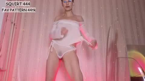 im Allise online show from April 2026 03:05:01 AM