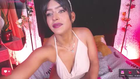 Snapshot of alisse_laurent chatting on December 2025 04:21:01 AM alisse online show from December 2025 04:21:01 AM