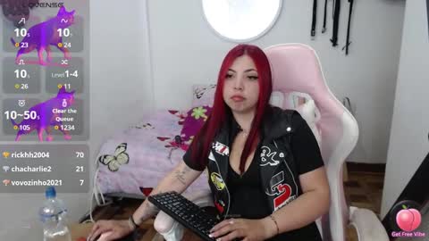Snapshot of alissia_kent99 chatting on January 2025 05:34:02 PM Alissia online show from January 2025 05:34:02 PM