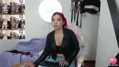 Snapshot of alissia_kent99 chatting on February 2025 01:30:01 PM Alissia online show from February 2025 01:30:01 PM