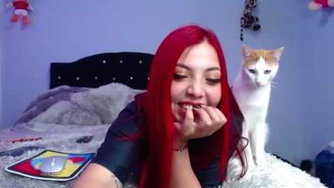 Snapshot of alissia_kent99 chatting on March 2025 04:30:02 PM Alissia online show from March 2025 04:30:02 PM