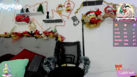 alisson0002 online show from December 2024 06:52:01 PM