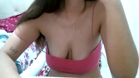 Snapshot of alisson_2508 chatting on April 2026 02:28:01 PM alison online show from April 2026 02:28:01 PM