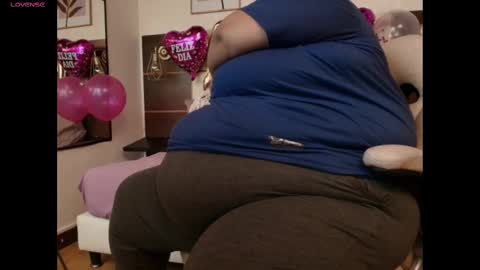 Alisson online show from February 2025 09:15:01 AM