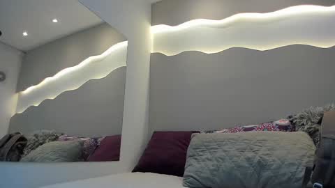 Alisson online show from October 2025 11:32:02 AM