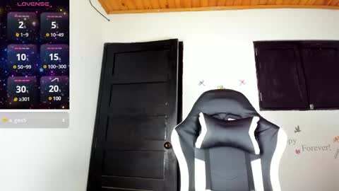 Snapshot of alisson_hoffman05 chatting on December 2024 06:20:02 PM Alisson hoffman05 online show from December 2024 06:20:02 PM