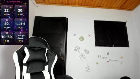 Snapshot of alisson_hoffman05 chatting on January 2025 03:32:02 PM Alisson hoffman05 online show from January 2025 03:32:02 PM