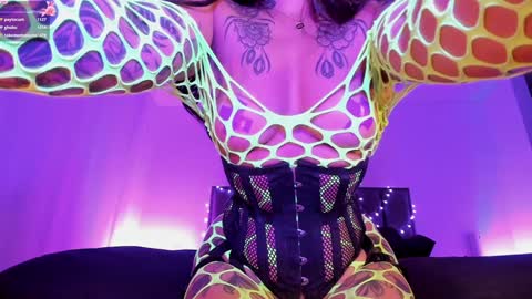    online show from January 2025 05:47:02 AM