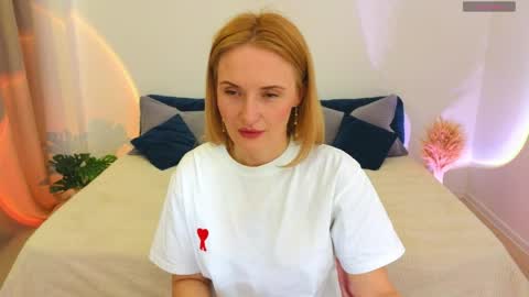 Snapshot of alisssarose chatting on April 2026 09:37:02 PM alisssarose online show from April 2026 09:37:02 PM