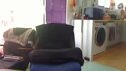 Snapshot of alix300 chatting on October 2025 09:43:01 AM Sandwich online show from October 2025 09:43:01 AM