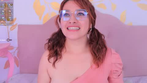 Alix online show from October 2025 08:09:02 PM