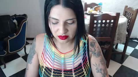 Alix online show from October 2025 09:14:02 PM