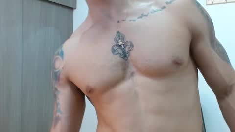 alix online show from November 2025 02:01:02 AM