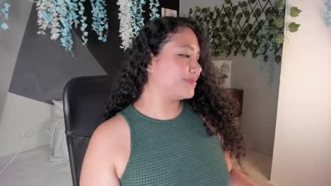 Snapshot of alixon_fiore5 chatting on April 2026 06:58:02 AM alixon online show from April 2026 06:58:02 AM