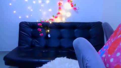 Snapshot of alixxe_ chatting on November 2025 06:41:02 PM alixxe_ online show from November 2025 06:41:02 PM