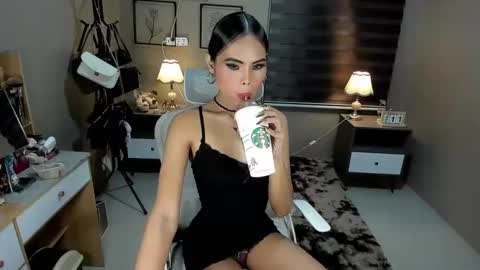 hello your lovely ALIYAH online show from February 2025 11:18:02 AM