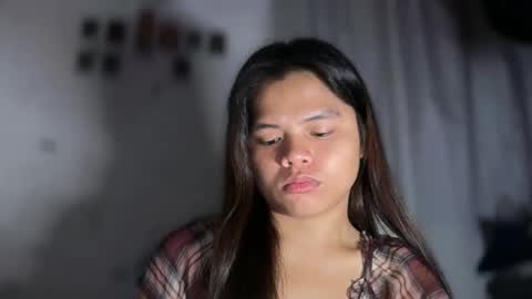 Snapshot of aliyah_molly chatting on April 2026 09:57:02 PM aliyah online show from April 2026 09:57:02 PM