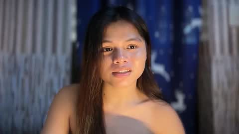 Snapshot of aliyah_molly chatting on April 2026 06:55:02 AM aliyah online show from April 2026 06:55:02 AM