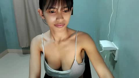 Snapshot of aliyajane chatting on April 2026 04:04:02 PM Jane online show from April 2026 04:04:02 PM