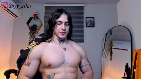 independent model 3 online show from November 2025 02:21:01 AM