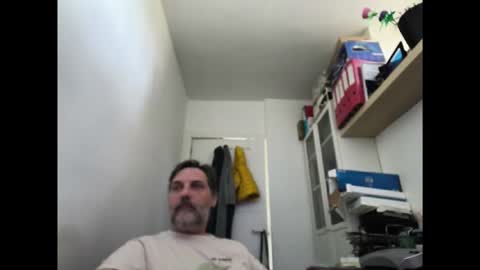 Snapshot of allenvic chatting on April 2026 09:58:01 AM allenvic online show from April 2026 09:58:01 AM