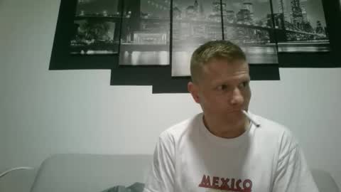 Snapshot of alles594462 chatting on November 2025 03:53:02 AM alles594462 online show from November 2025 03:53:02 AM