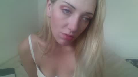 Snapshot of allforthedxll chatting on January 2025 11:13:01 PM allforthedxll online show from January 2025 11:13:01 PM