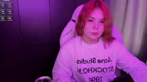 Snapshot of alli_zi chatting on June 2026 09:22:02 AM Blair online show from June 2026 09:22:02 AM