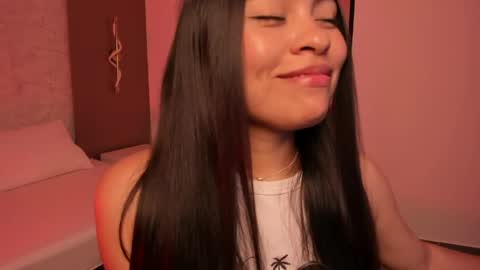 Snapshot of allie_bruce chatting on April 2026 03:28:02 AM A L L I E online show from April 2026 03:28:02 AM