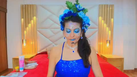 Aliie  online show from October 2025 12:02:02 PM