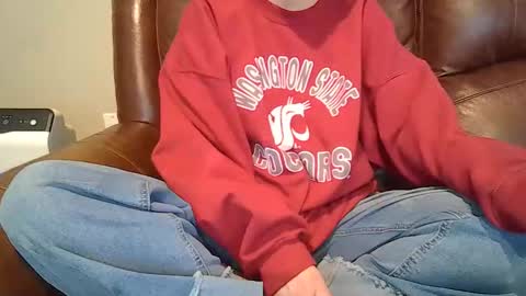 Snapshot of alliebearx chatting on March 2026 11:09:02 PM alliebearx online show from March 2026 11:09:02 PM