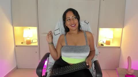 ALISON   online show from March 2026 07:42:01 PM