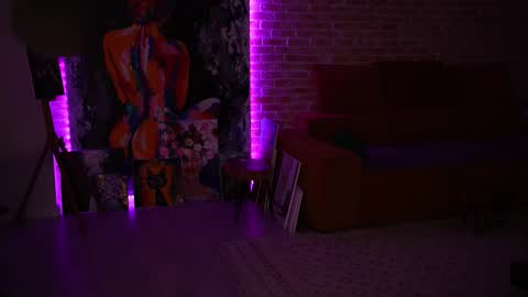 Snapshot of alliesynns chatting on March 2026 03:40:01 PM Allie online show from March 2026 03:40:01 PM