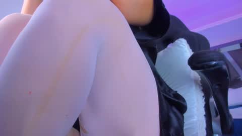    online show from January 2025 01:45:02 PM