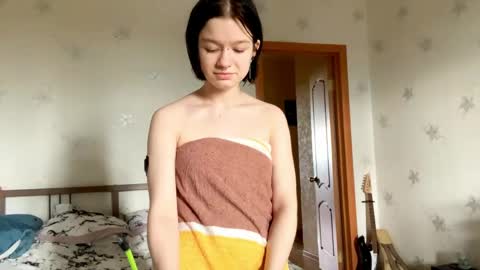 Viola online show from May 2026 12:46:02 PM