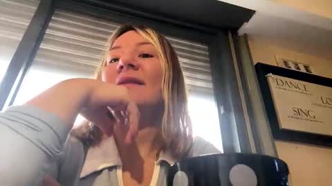 allisonlove2 online show from May 2026 02:57:02 PM
