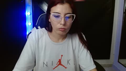 Snapshot of allisonlove_88 chatting on January 2025 08:52:01 AM ALLISON online show from January 2025 08:52:01 AM