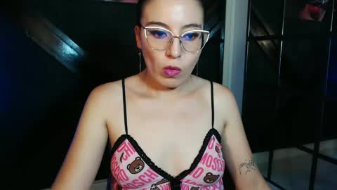 Snapshot of allisonlove_88 chatting on March 2025 10:24:01 AM ALLISON online show from March 2025 10:24:01 AM