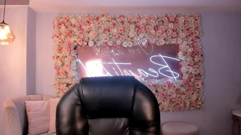 Allison Rogers online show from April 2026 03:28:01 AM