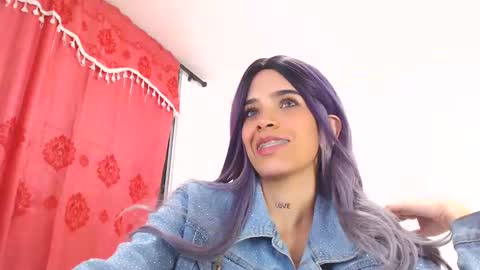 Snapshot of allisonsweet1 chatting on February 2025 06:09:02 AM Salome online show from February 2025 06:09:02 AM