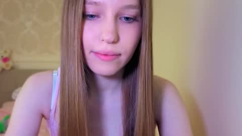 Snapshot of alllura chatting on March 2026 11:55:01 PM Axi online show from March 2026 11:55:01 PM
