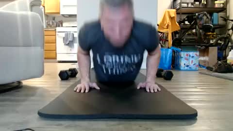 Snapshot of allnaked4 chatting on December 2024 10:04:01 PM allnaked4 online show from December 2024 10:04:01 PM